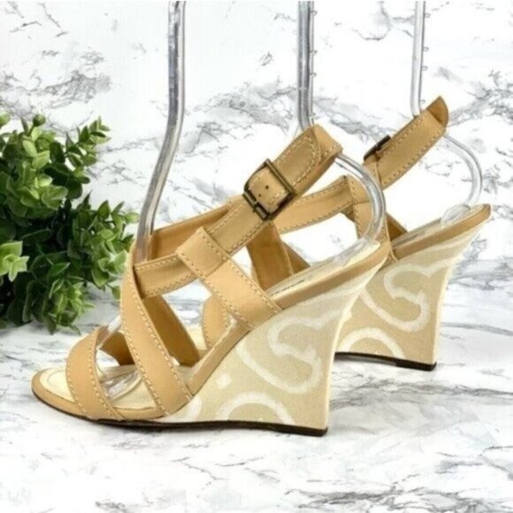 Manolo Blahnik Swirl Pattern Wedge Heel Sandal - Picture 6 of 10